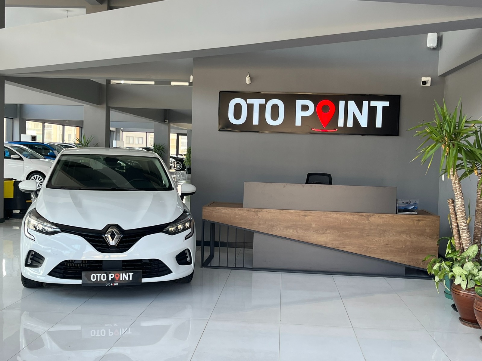 Renault Clio Hatchback 1.0 TCe Joy X-Tronic - 2021 - 34EUZ006