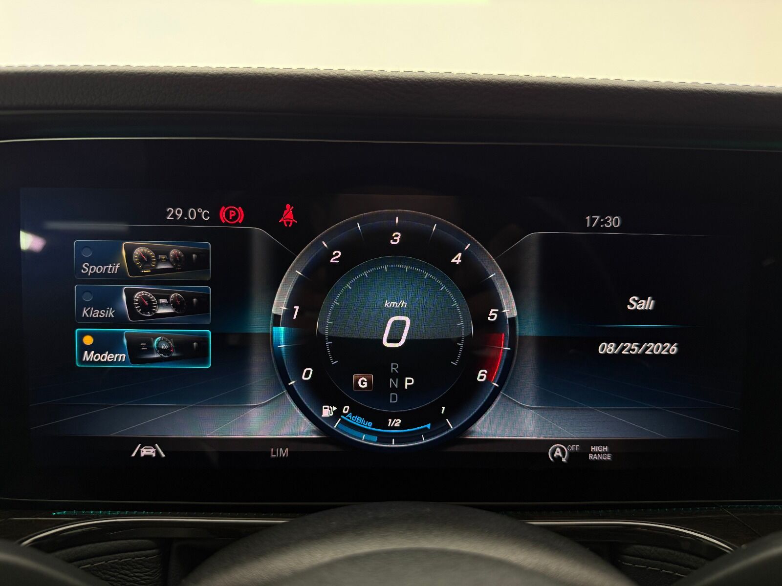 Mercedes-Benz G Serisi G 400 D Magnetic 9G-Tronic - 2021 - Detay