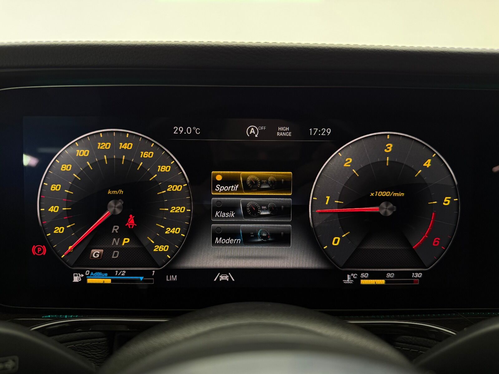Mercedes-Benz G Serisi G 400 D Magnetic 9G-Tronic - 2021 - Detay