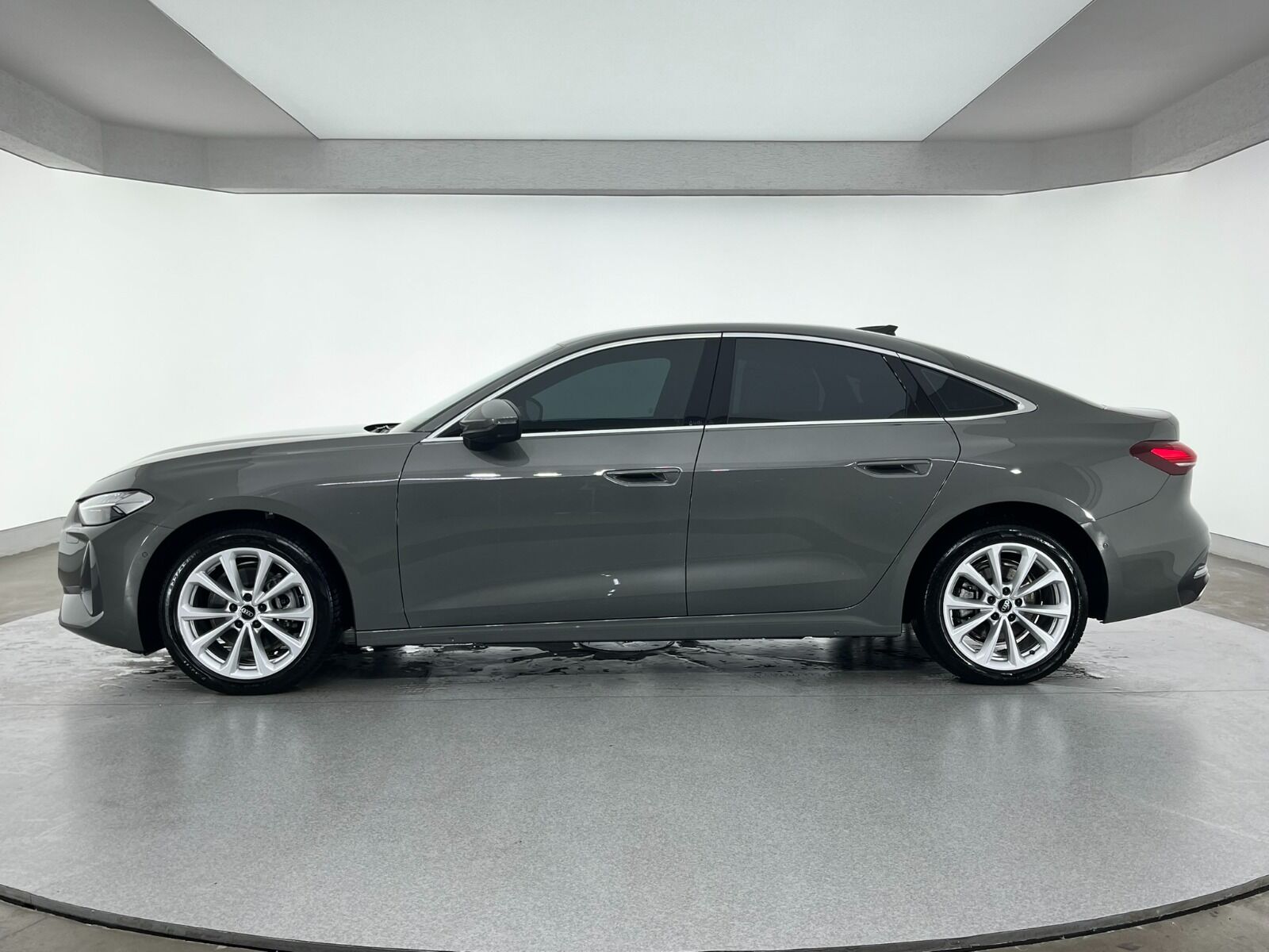 Audi A5 Sedan 2.0 TFSI S-Tronic - 2025 - Detay