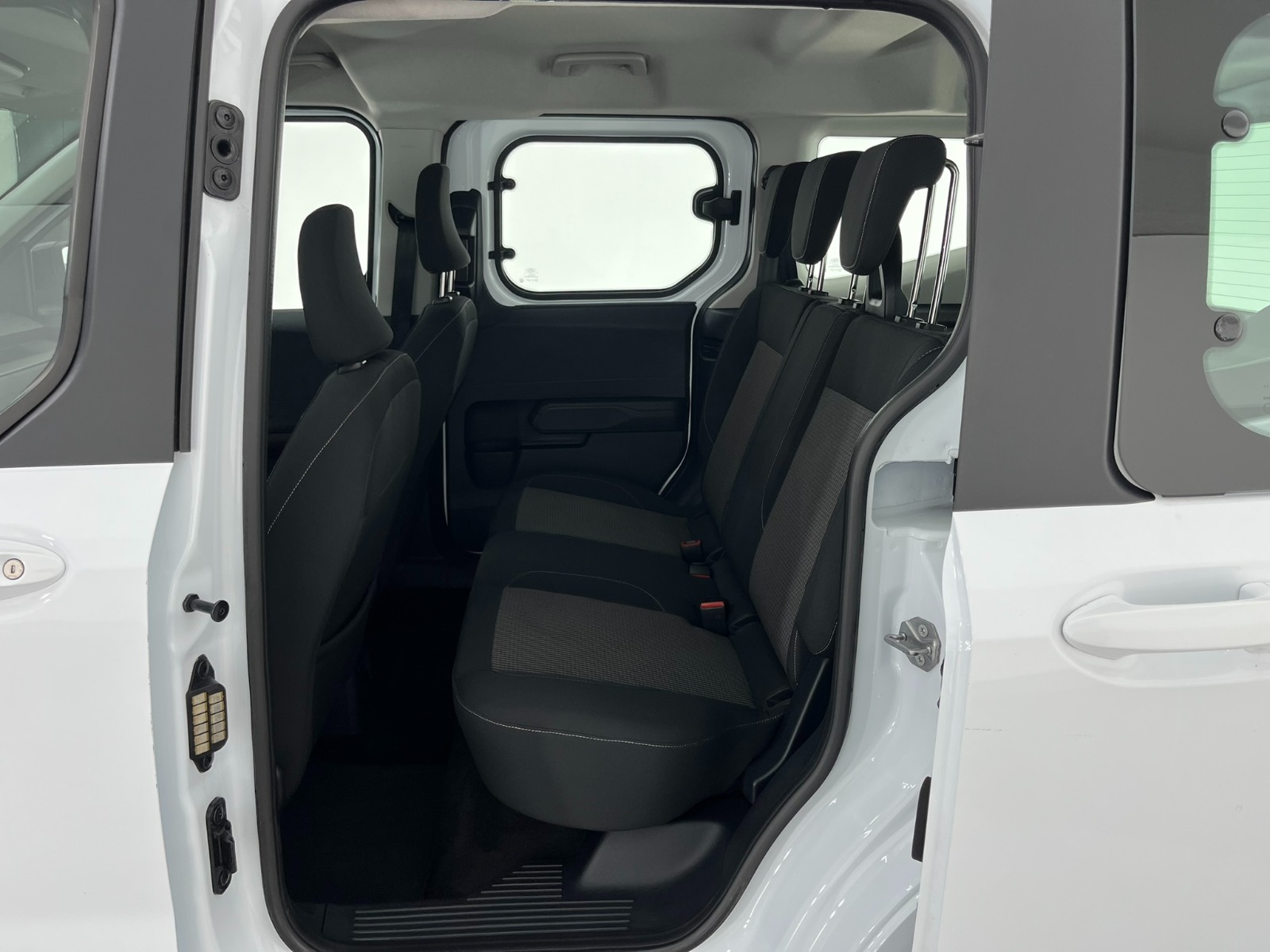 Ford Tourneo Courier Kombi 1.5 EcoBlue Deluxe - 2024 - Detay