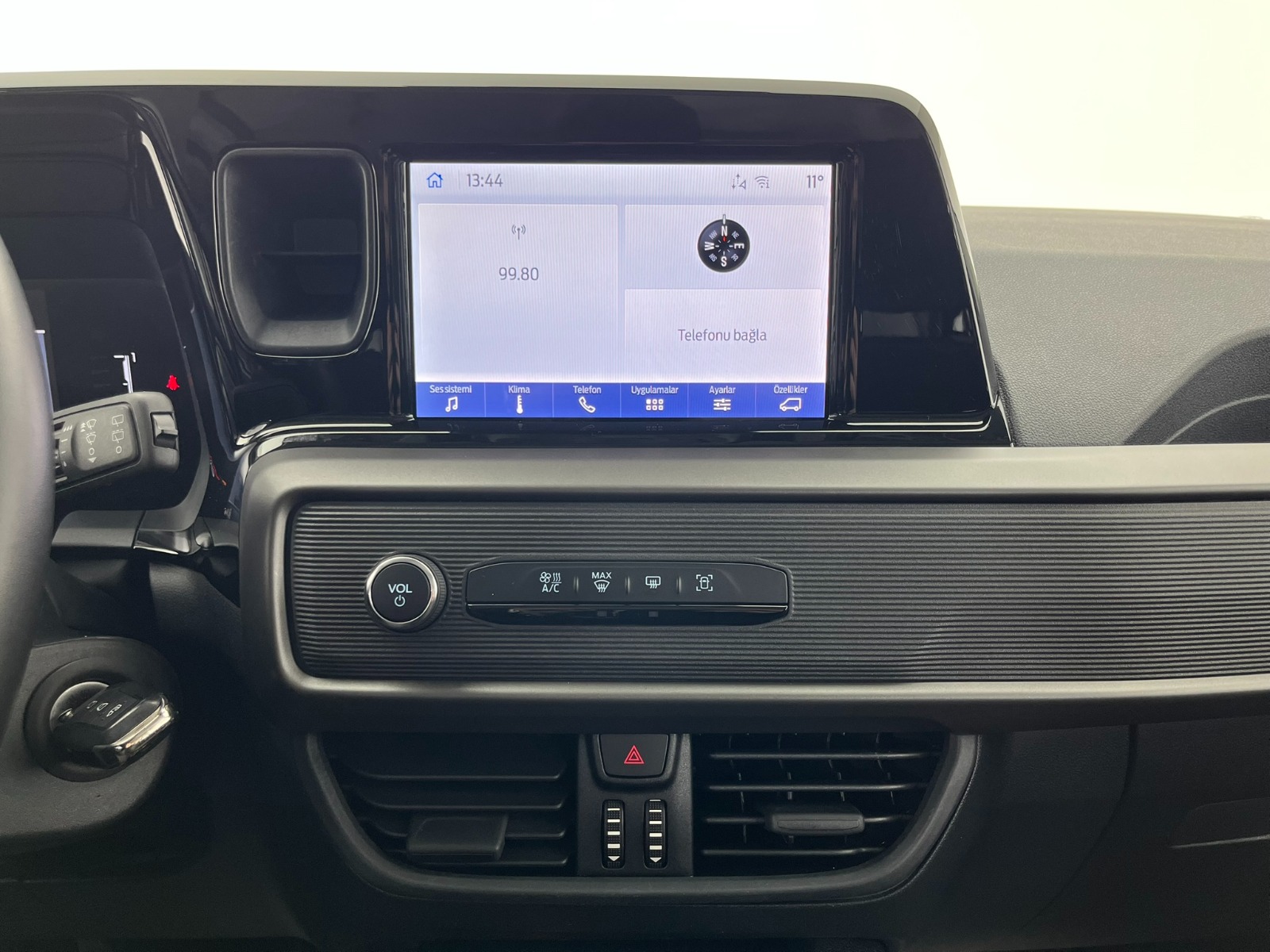 Ford Tourneo Courier Kombi 1.5 EcoBlue Deluxe - 2024 - Detay