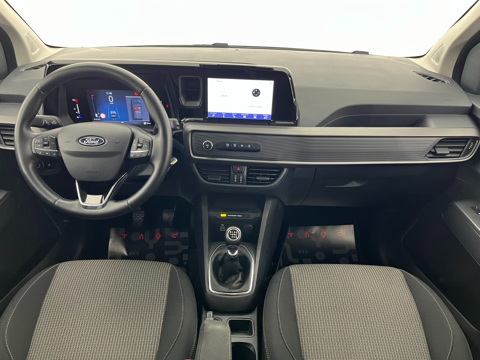 Ford Tourneo Courier Kombi 1.5 EcoBlue Deluxe - 2024 - Detay