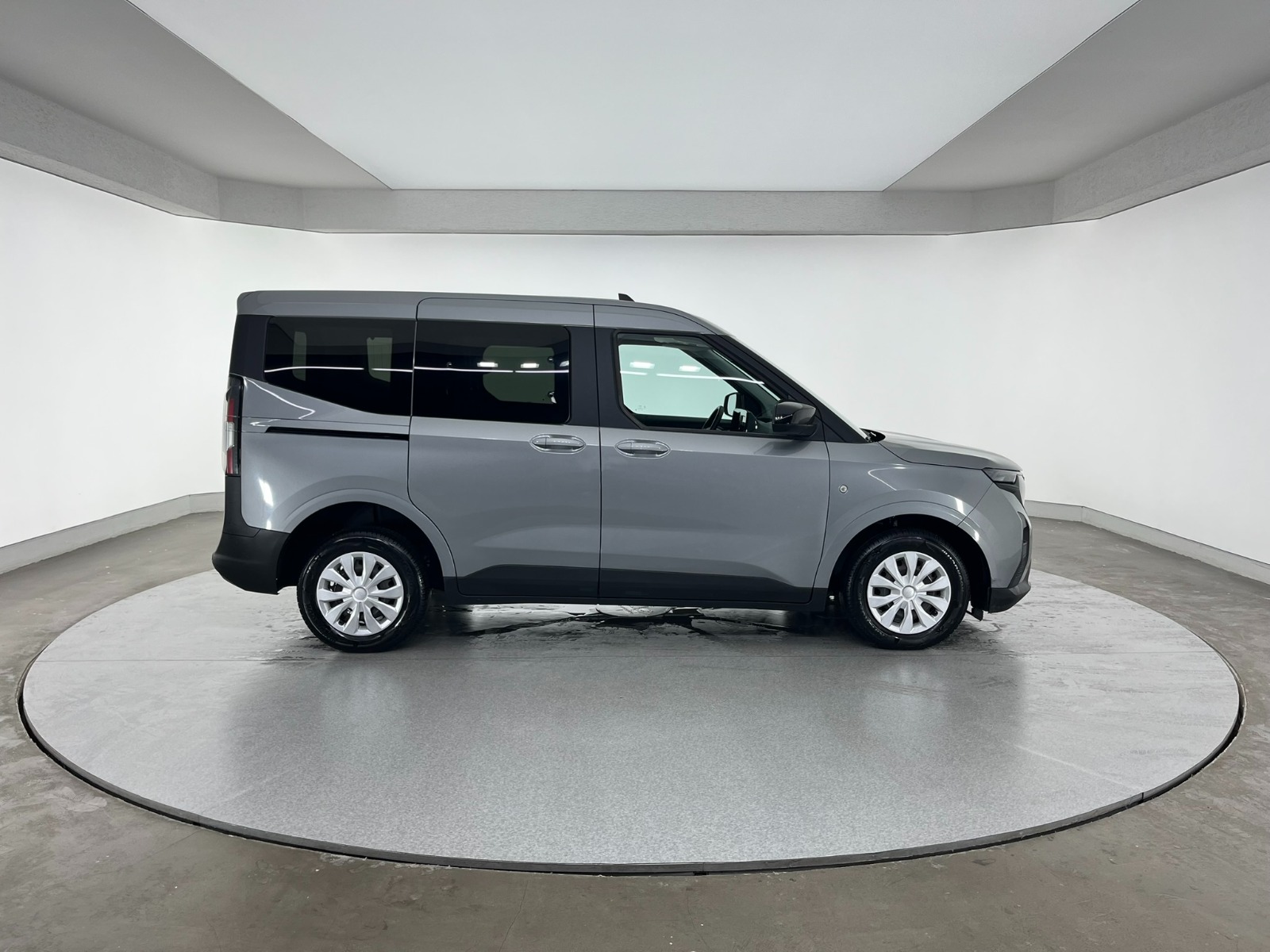 Ford Tourneo Courier Kombi 1.5 EcoBlue Deluxe - 2024 - Detay