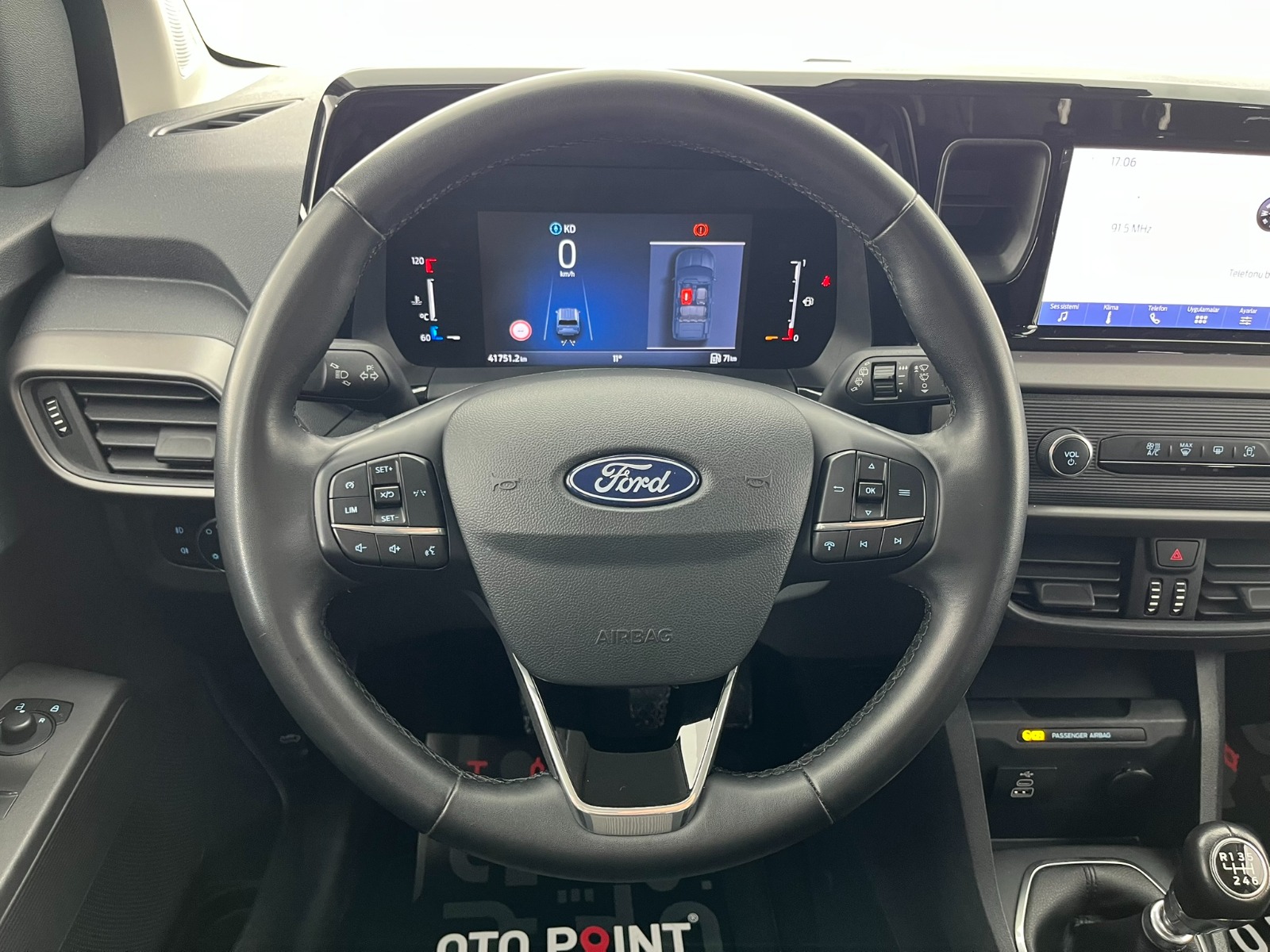 Ford Tourneo Courier Kombi 1.5 EcoBlue Deluxe - 2024 - Detay