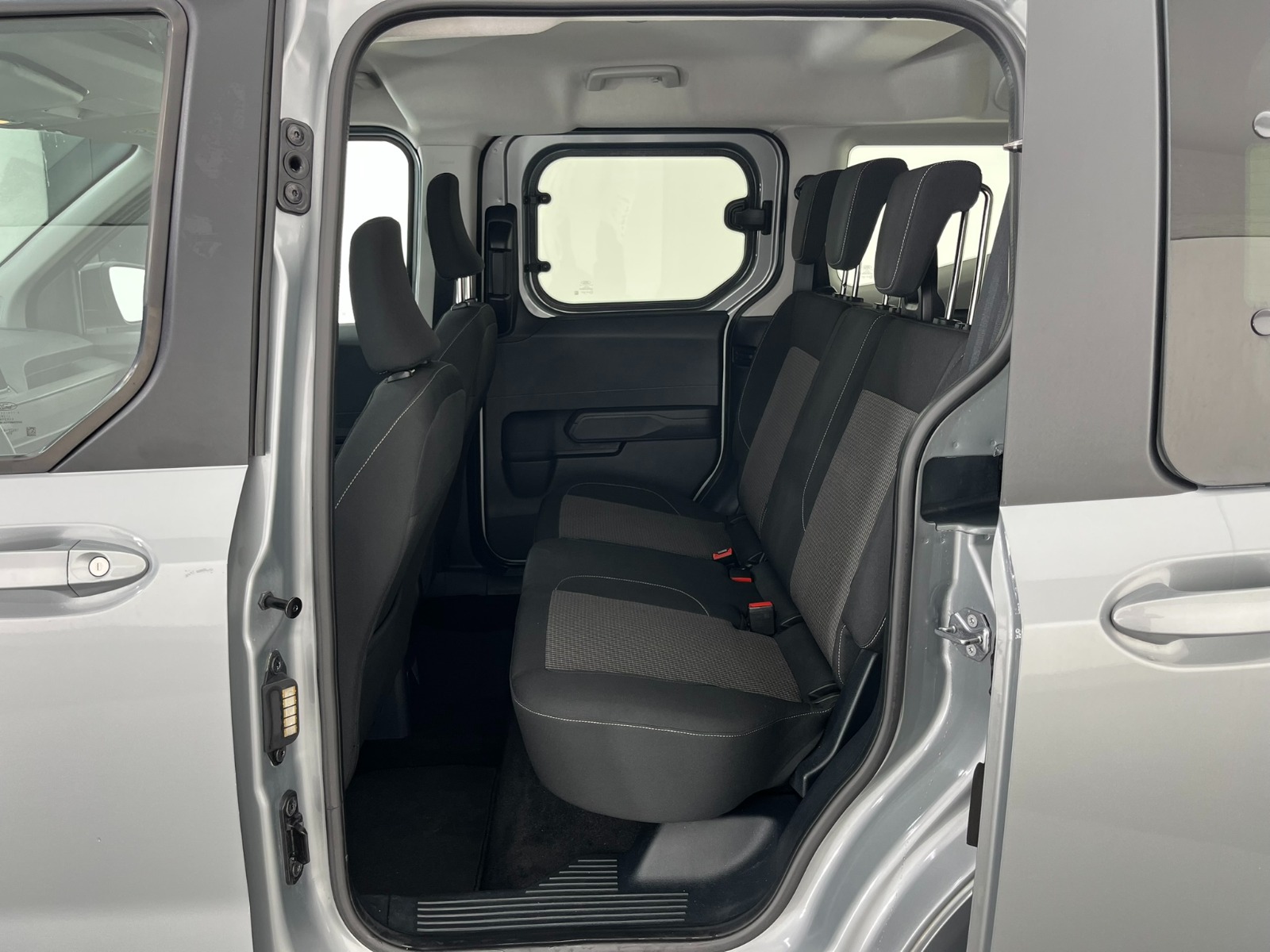 Ford Tourneo Courier Kombi 1.5 EcoBlue Deluxe - 2024 - Detay