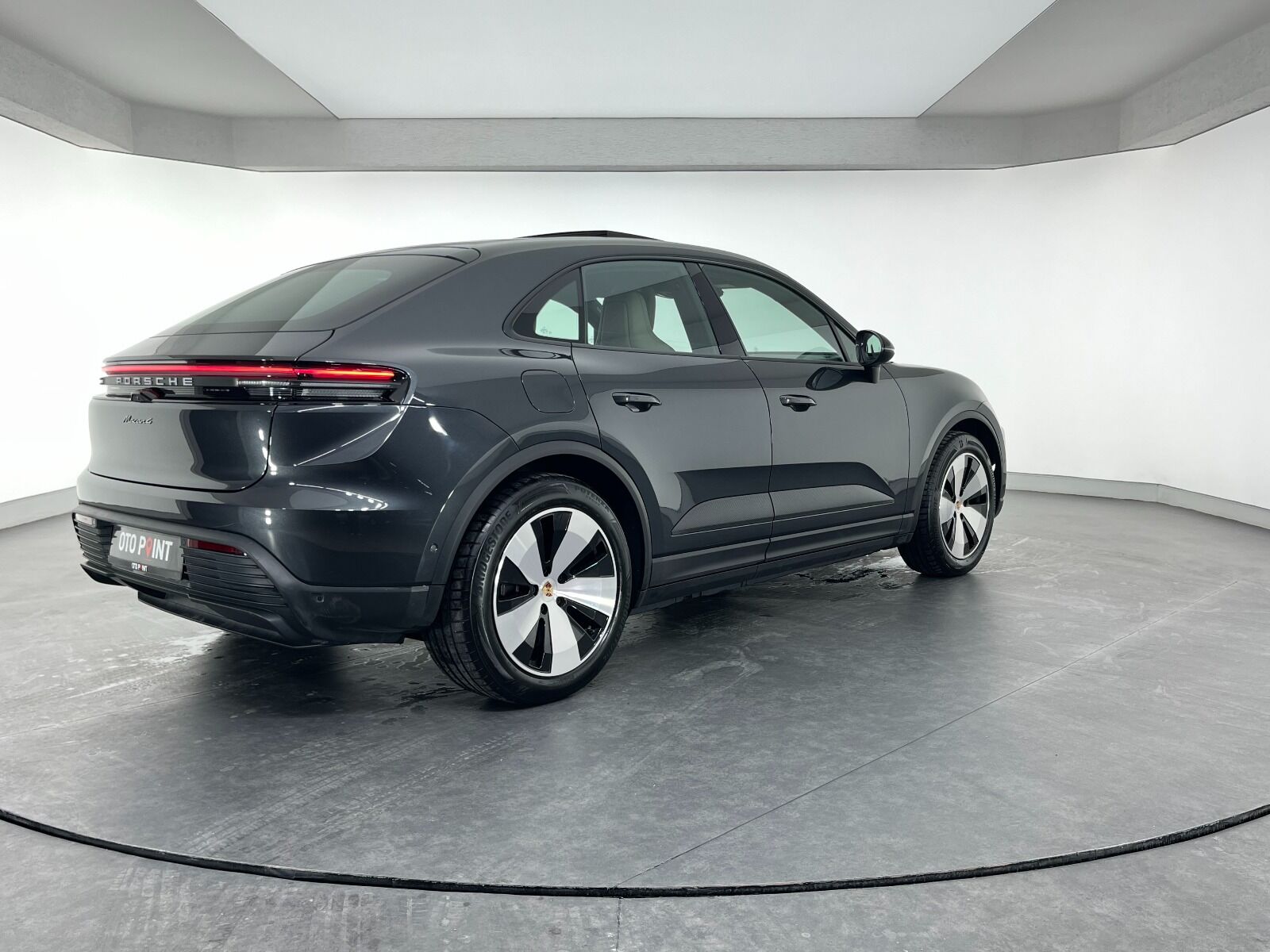 Porsche Macan 4 BEV - 2024 - Detay