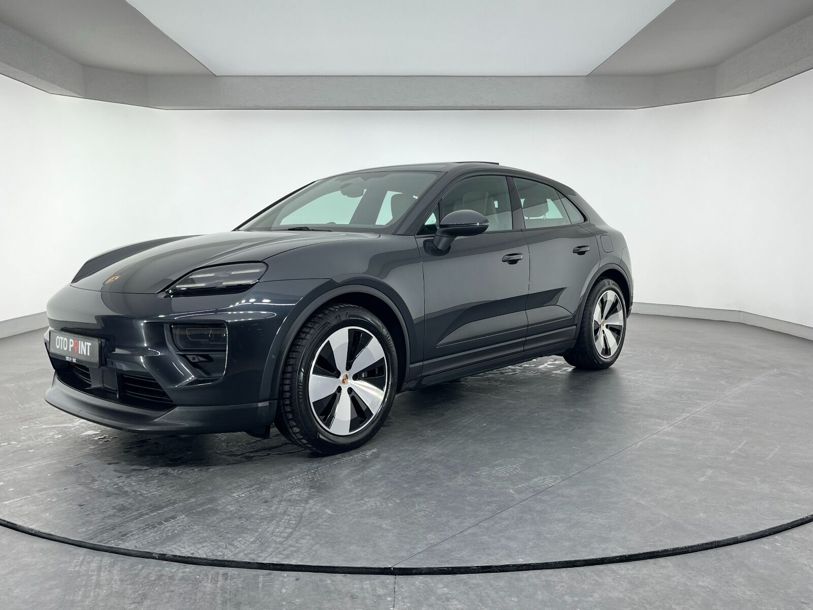 Porsche Macan 4 BEV - 2024 - Detay