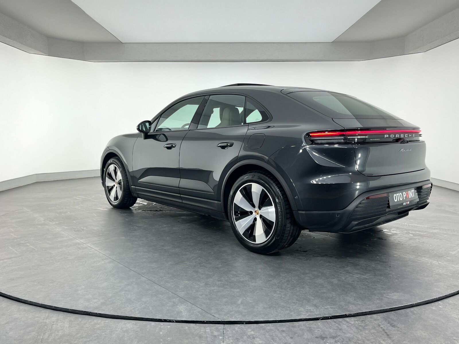Porsche Macan 4 BEV - 2024 - Detay