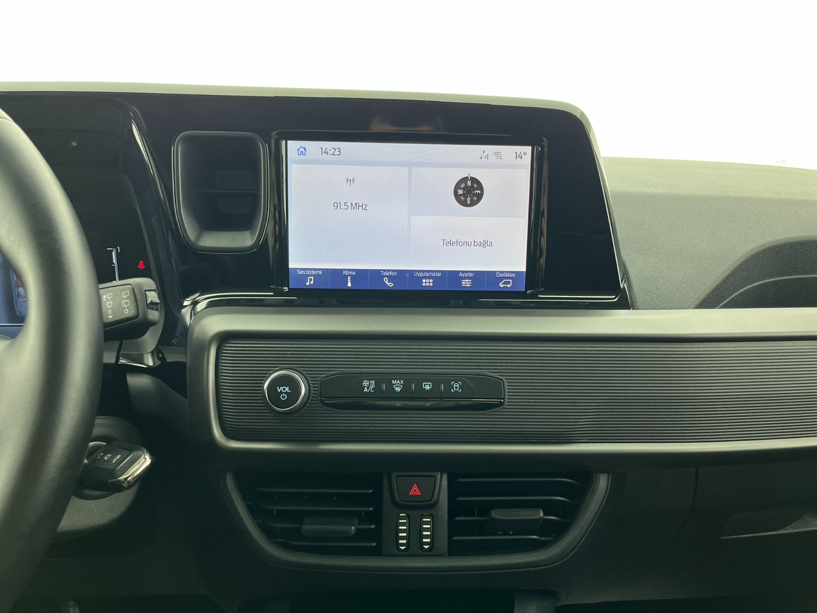 Ford Tourneo Courier Kombi 1.5 EcoBlue Deluxe - 2025 - Detay