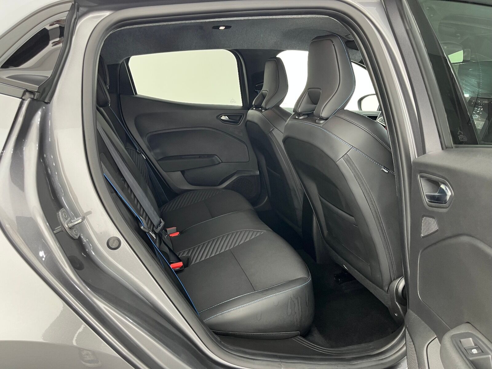 Renault Clio 1.0 TCE Techno Esprit Alpine X-Tronic - 2025 - Detay