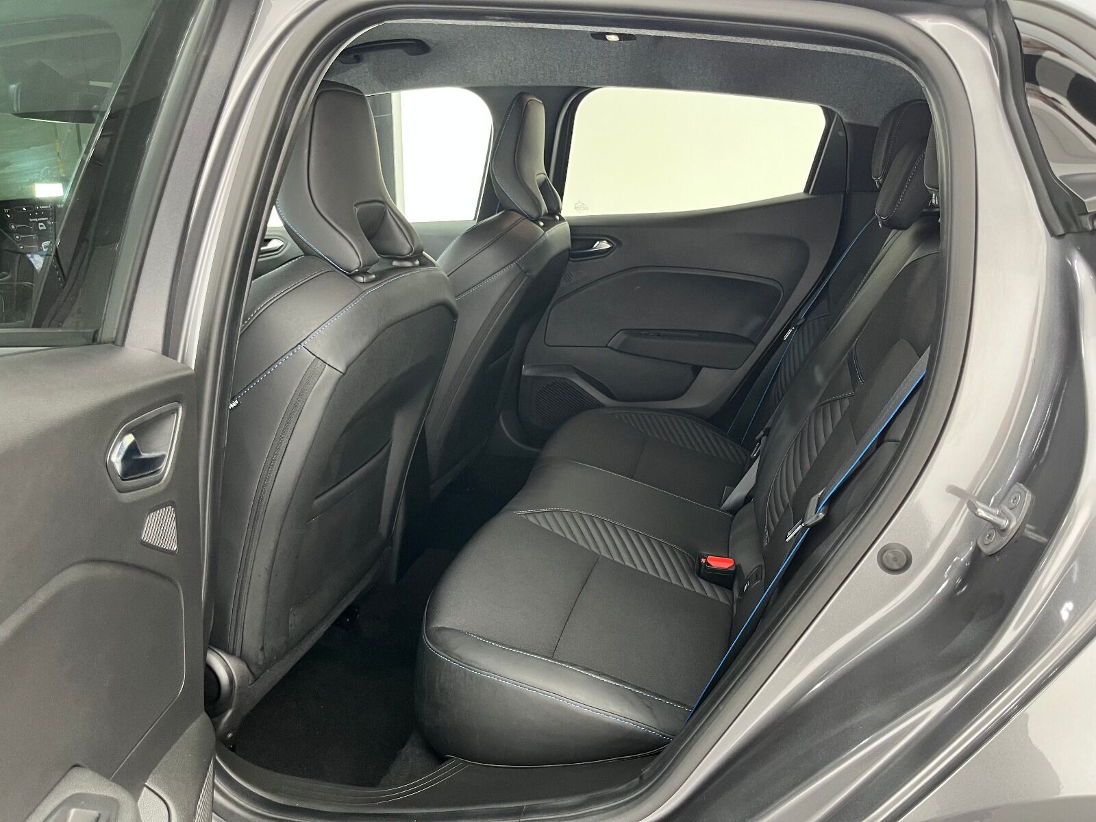 Renault Clio 1.0 TCE Techno Esprit Alpine X-Tronic - 2025 - Detay