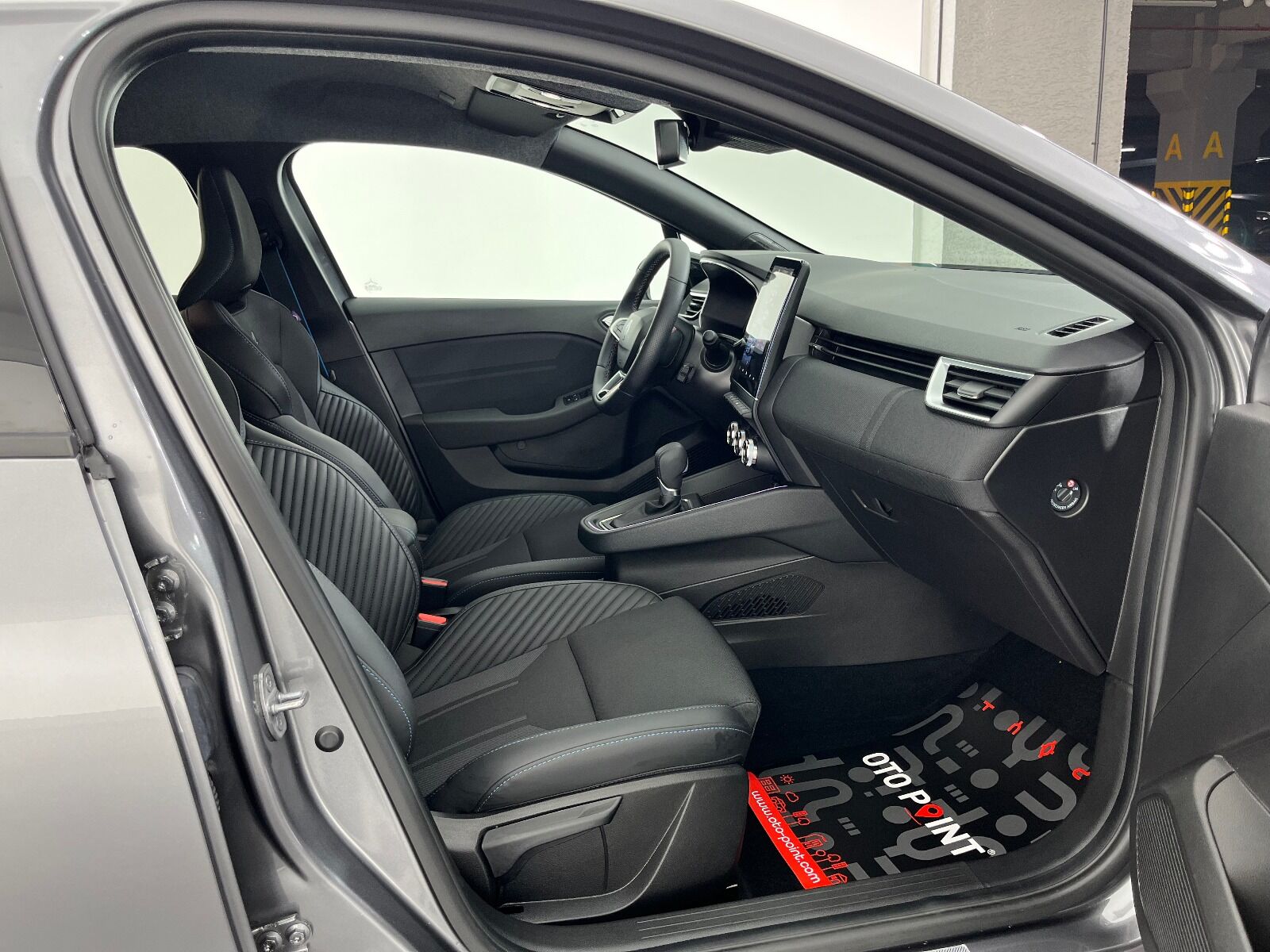 Renault Clio 1.0 TCE Techno Esprit Alpine X-Tronic - 2025 - Detay
