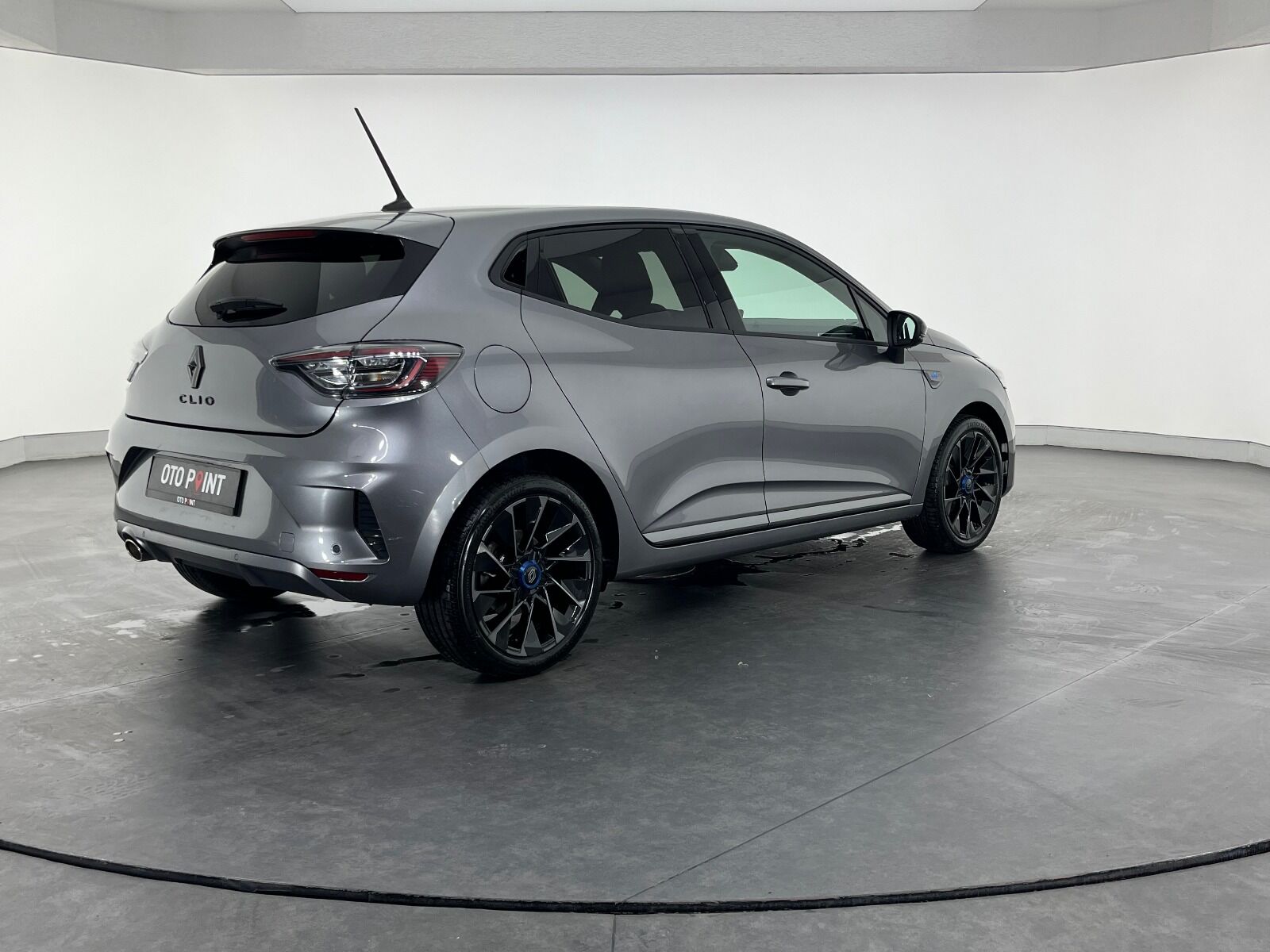 Renault Clio 1.0 TCE Techno Esprit Alpine X-Tronic - 2025 - Detay