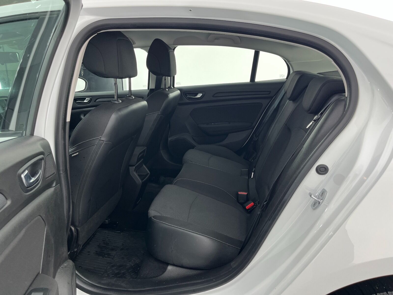 Renault Megane Sedan 1.3 TCe Joy EDC - 2022 - Detay