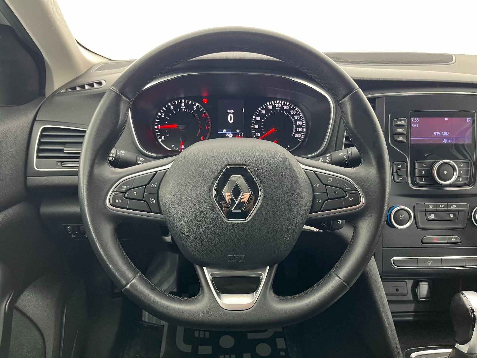 Renault Megane Sedan 1.3 TCe Joy EDC - 2022 - Detay