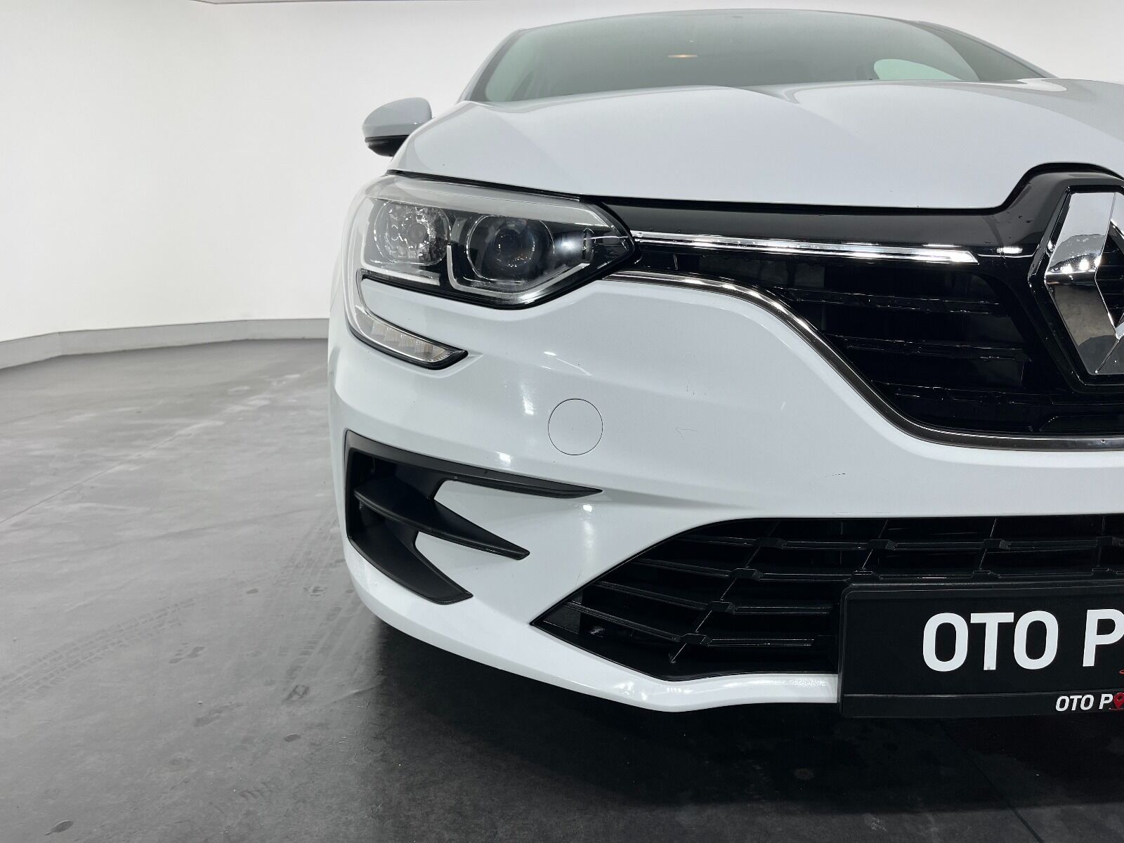 Renault Megane Sedan 1.3 TCe Joy EDC - 2022 - Detay