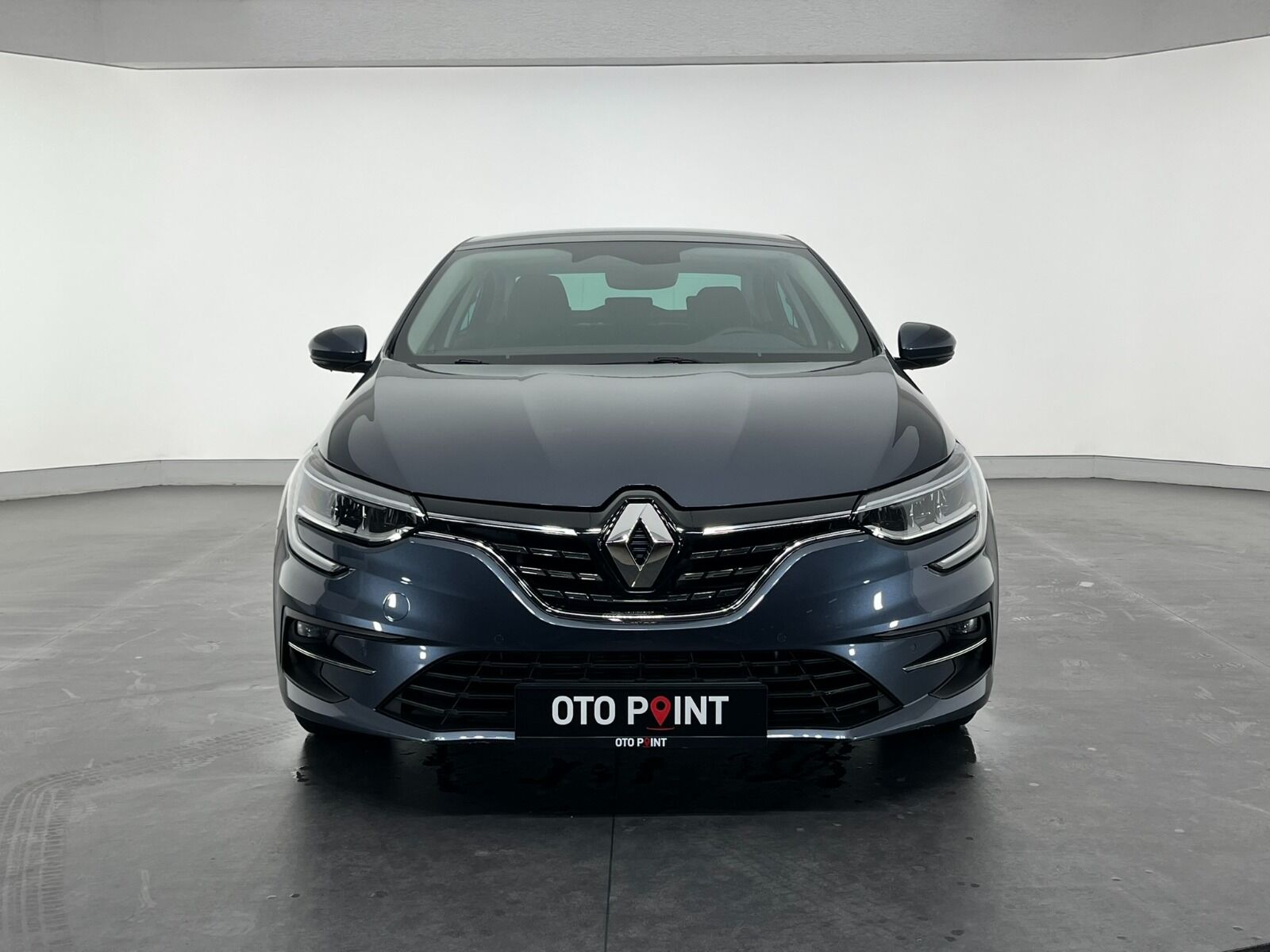 Renault Megane Sedan 1.5 Blue DCI Icon EDC - 2024