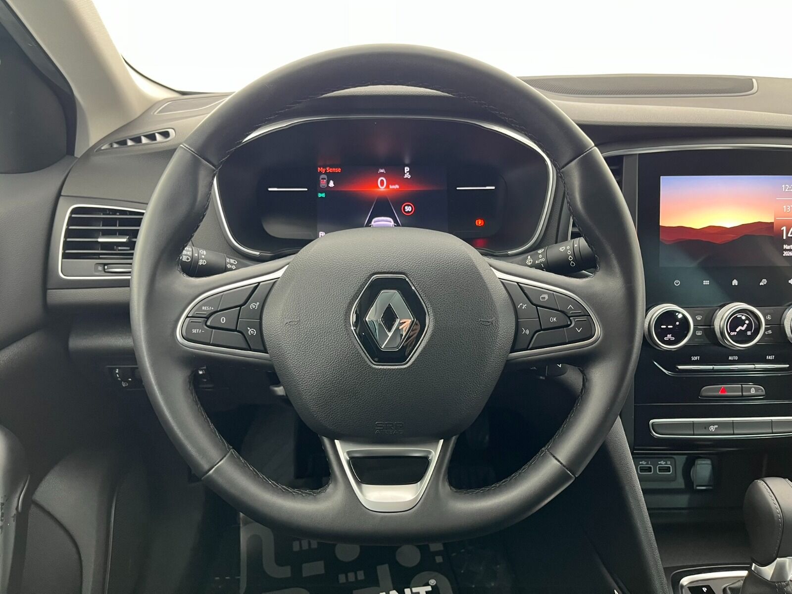 Renault Megane Sedan 1.5 Blue DCI Icon EDC - 2024 - Detay