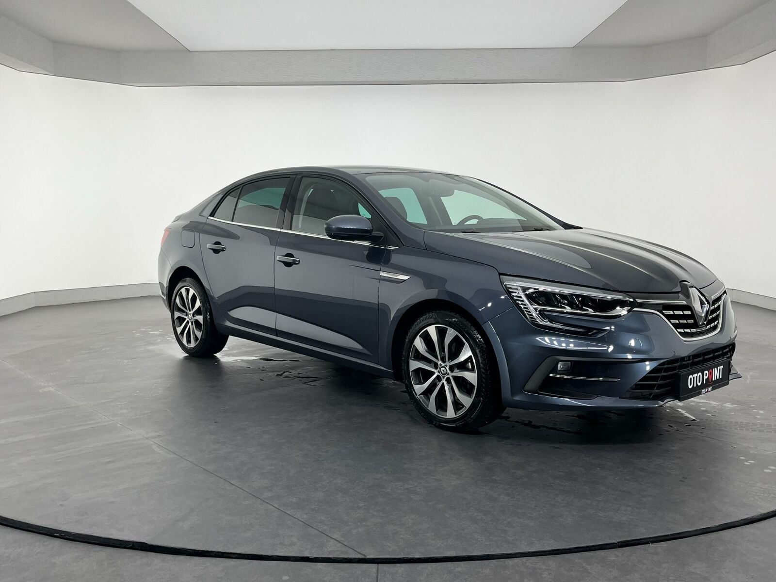 Renault Megane Sedan 1.5 Blue DCI Icon EDC - 2024 - Detay