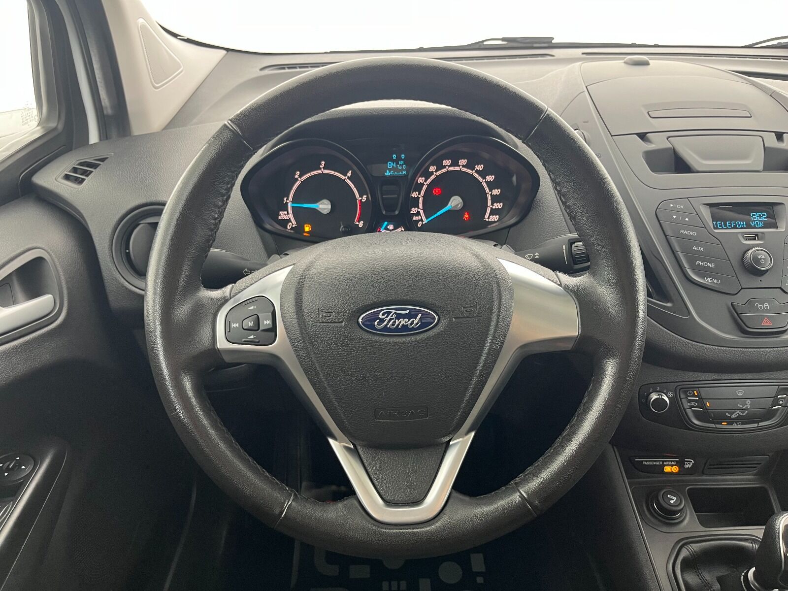 Ford Tourneo Courier 1.5 TDCI Deluxe - 2023 - Detay
