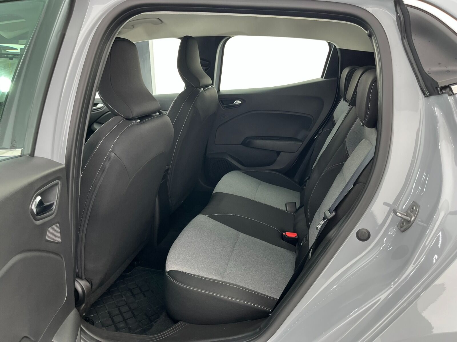 Renault Clio 1.0 TCE Evolution X-Tronic - 2025 - Detay