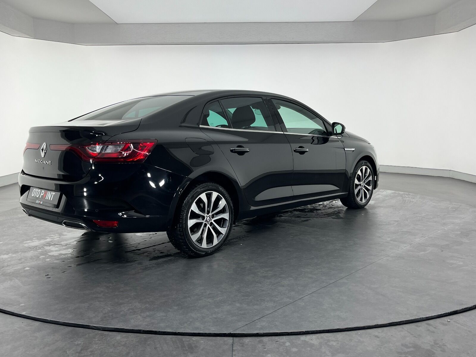 Renault Megane Sedan 1.5 Blue DCI Icon EDC - 2024 - Detay