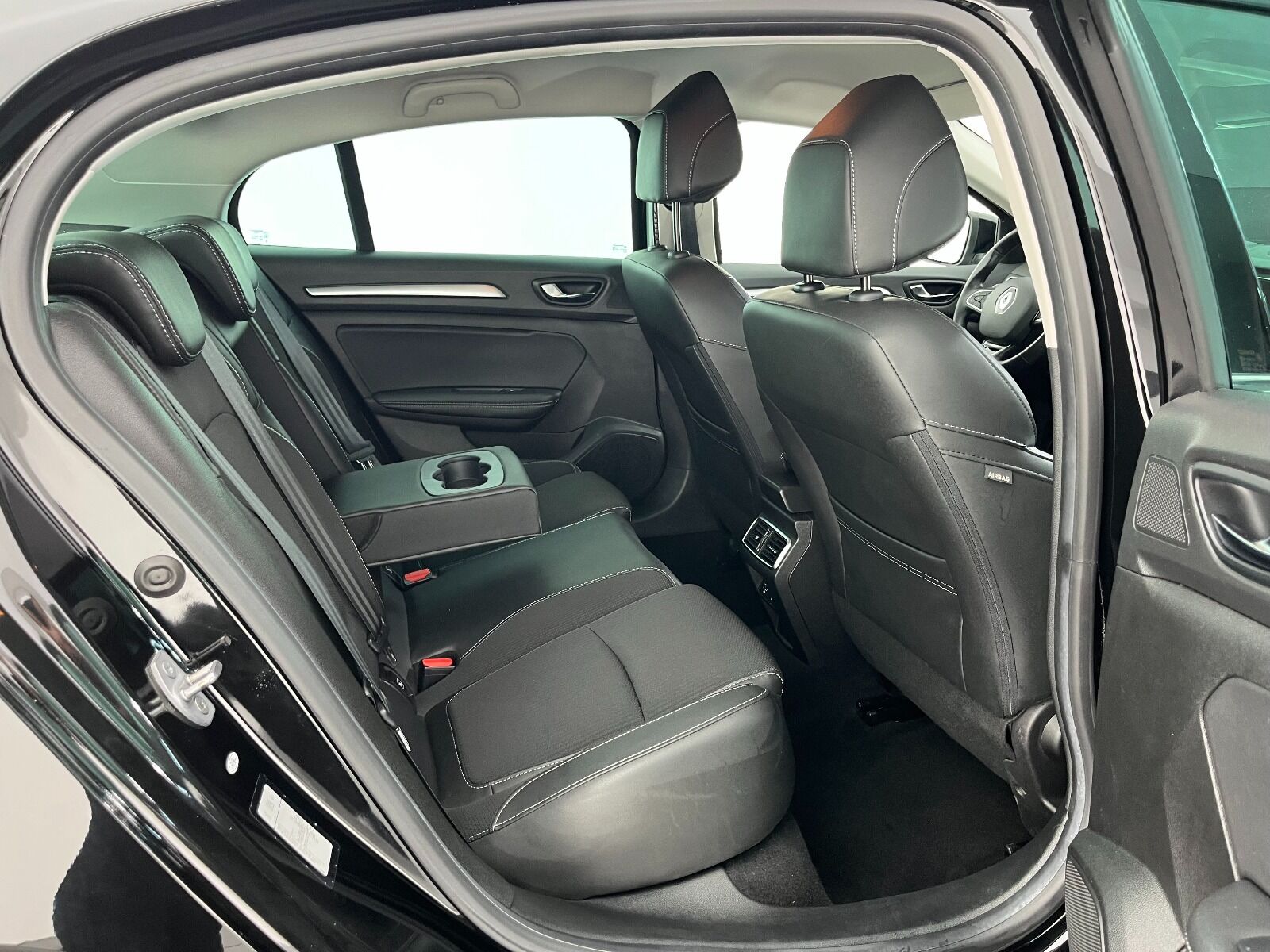 Renault Megane Sedan 1.5 Blue DCI Icon EDC - 2024 - Detay