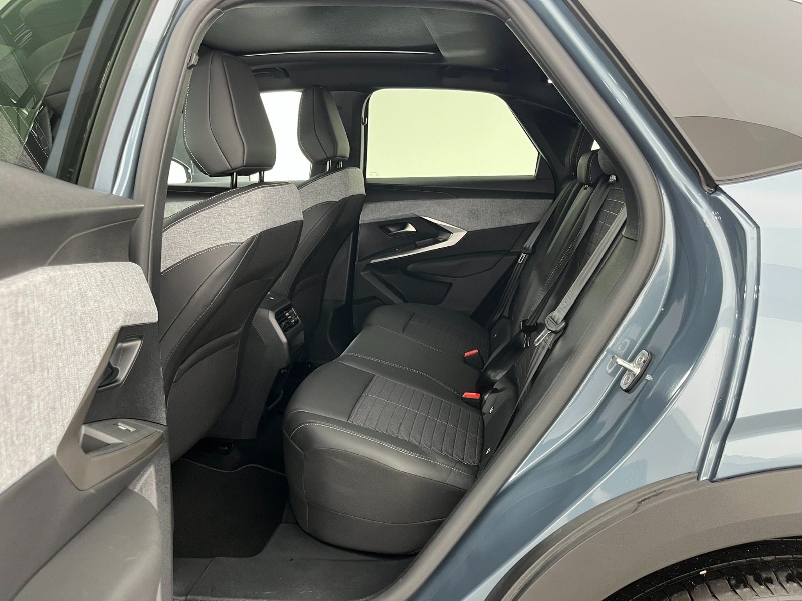 Peugeot 3008 Crossover 1.2 Hybrid Allure eDCS6 - 2024 - Detay