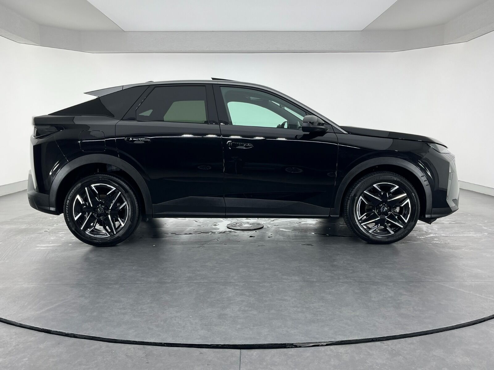 Peugeot 3008 Crossover 1.2 Hybrid Allure eDCS6 - 2025 - Detay