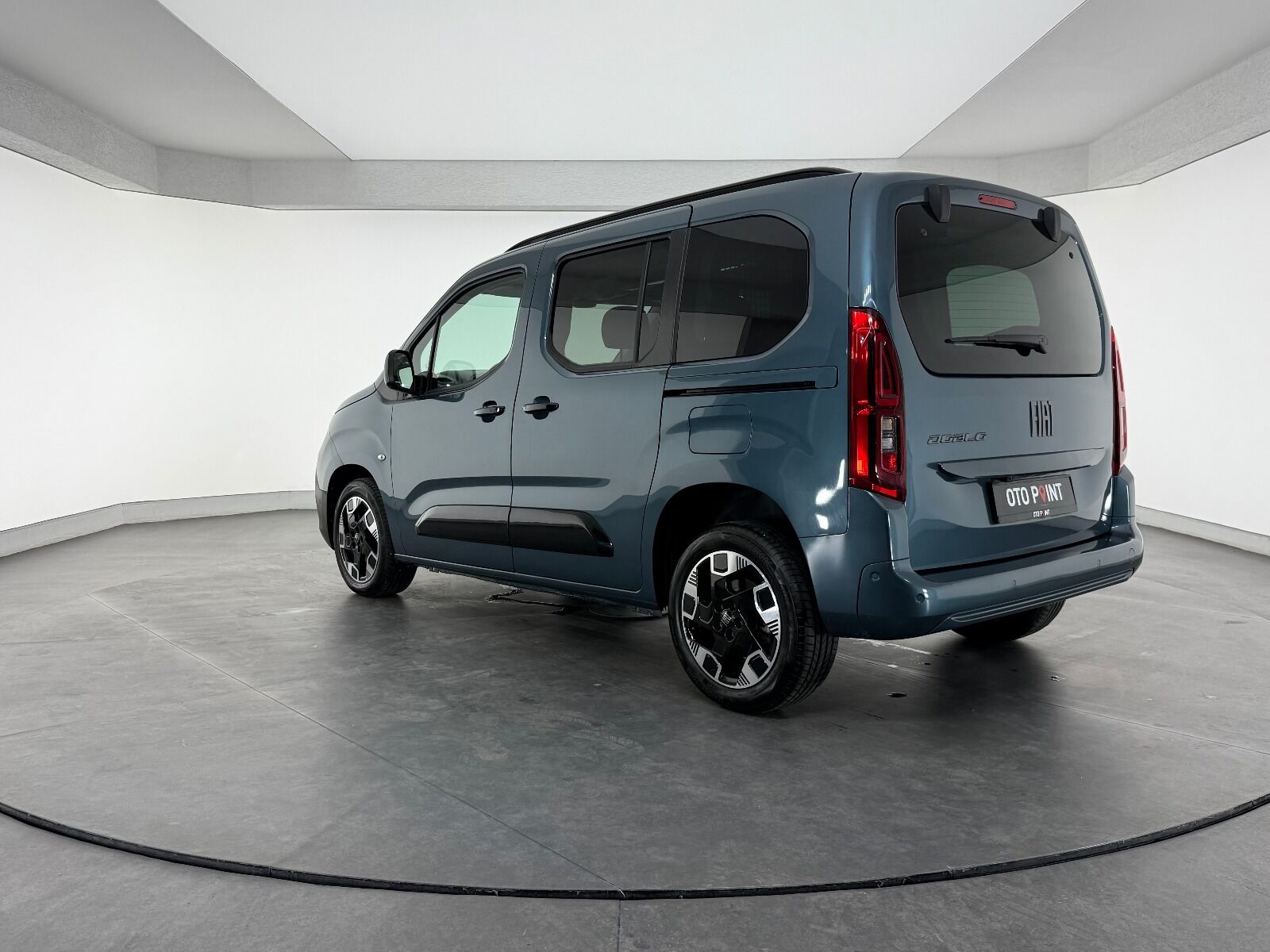 Fiat Doblo Combi 1.5 BlueHDİ Premio Plus - 2025 - Detay