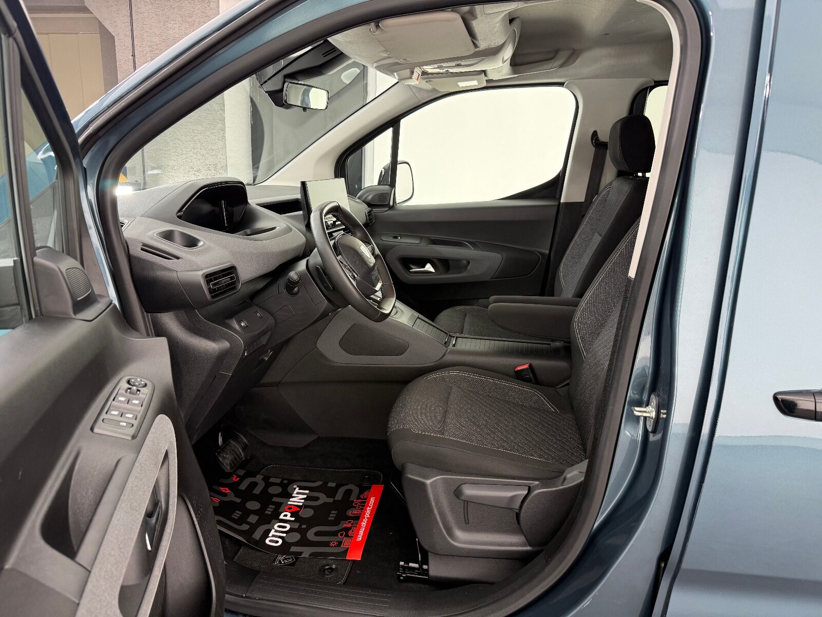 Peugeot Rifter 1.5 BlueHDI Allure EAT8 - 2026 - Detay