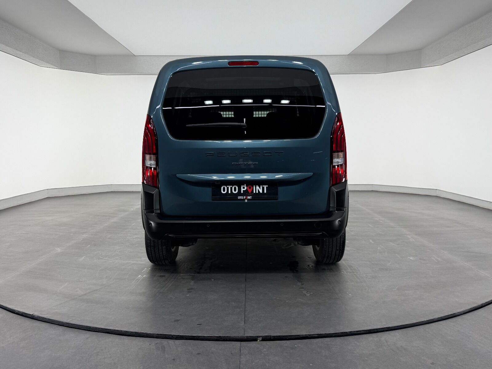 Peugeot Rifter 1.5 BlueHDI Allure EAT8 - 2026 - Detay