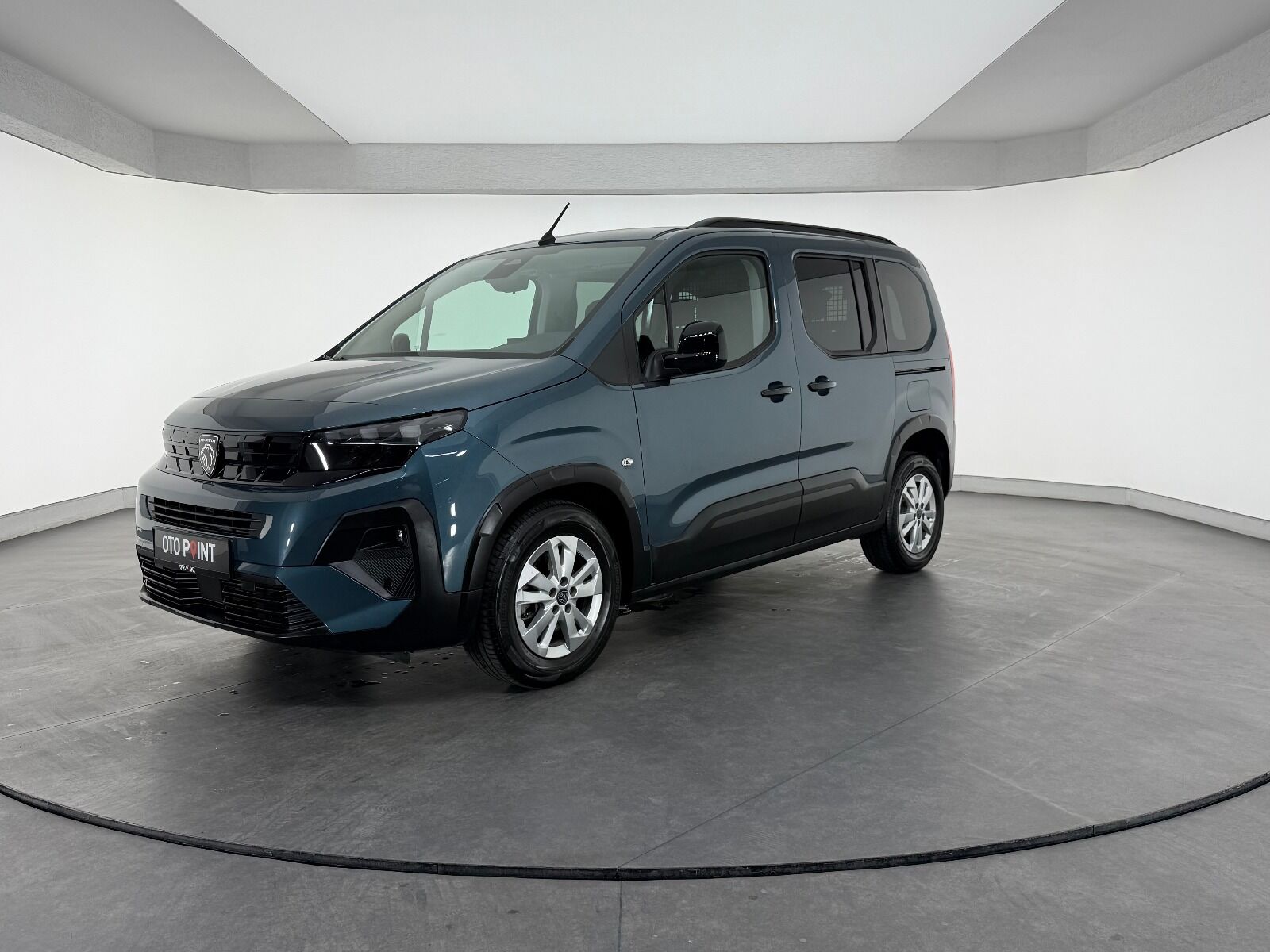 Peugeot Rifter 1.5 BlueHDI Allure EAT8 - 2026 - Detay