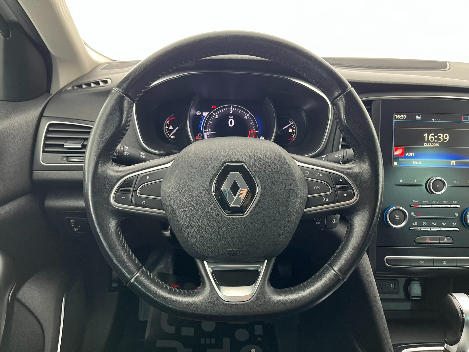 Renault Megane Sedan 1.5 DCI Icon EDC - 2019 - Detay