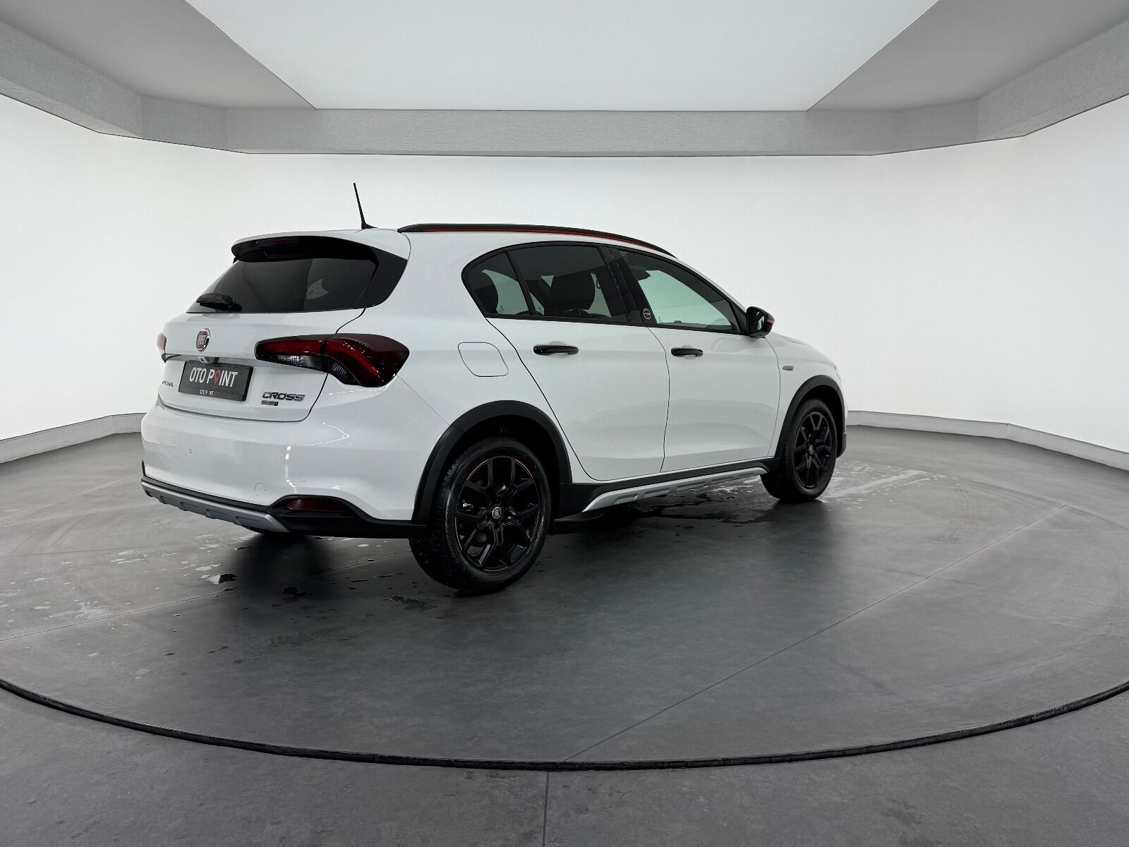 Fiat Egea Cross 1.6 MultiJet Limited GSR DCT TRCN+ - 2026 - Detay