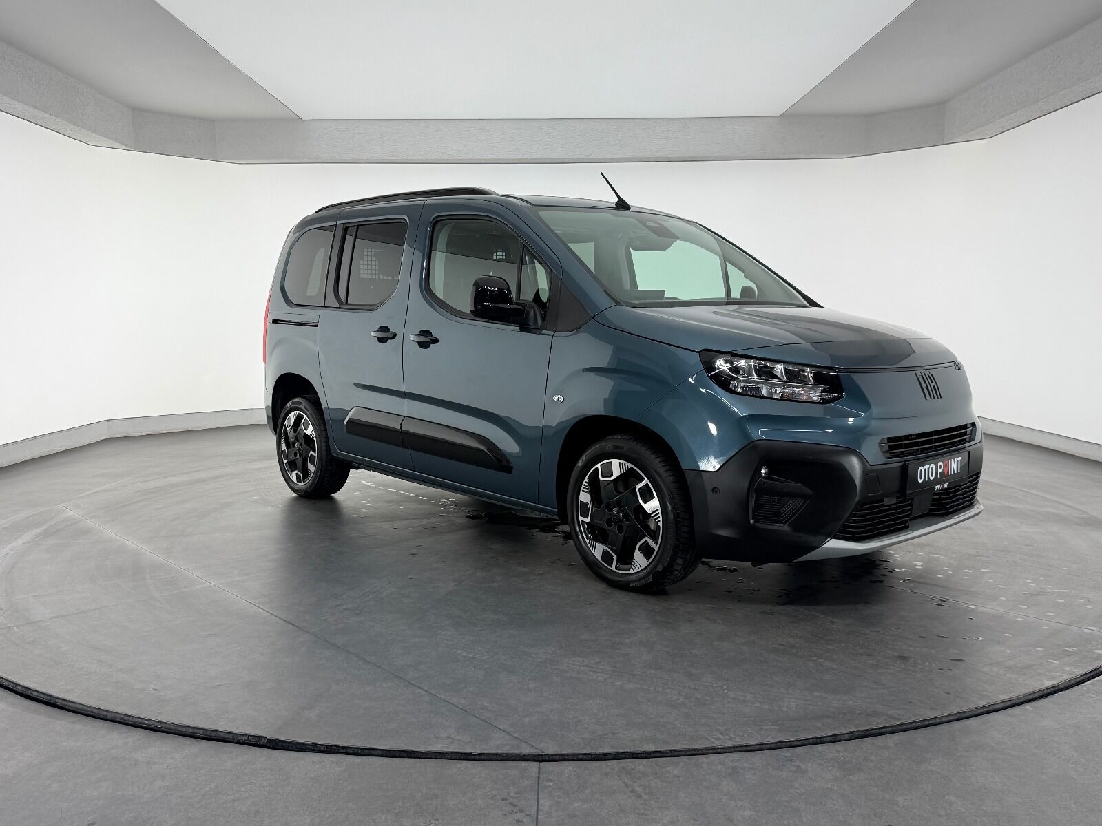 Fiat Doblo Combi 1.5 BlueHDİ Premio Plus - 2026 - Detay