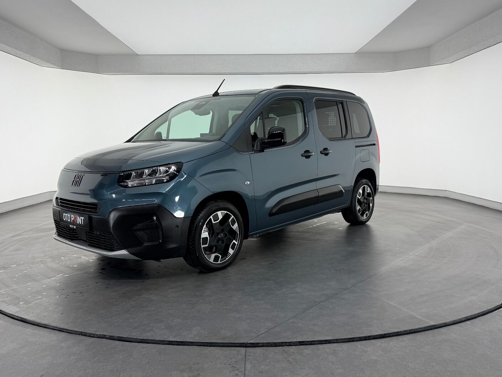 Fiat Doblo Combi 1.5 BlueHDİ Premio Plus - 2026 - Detay