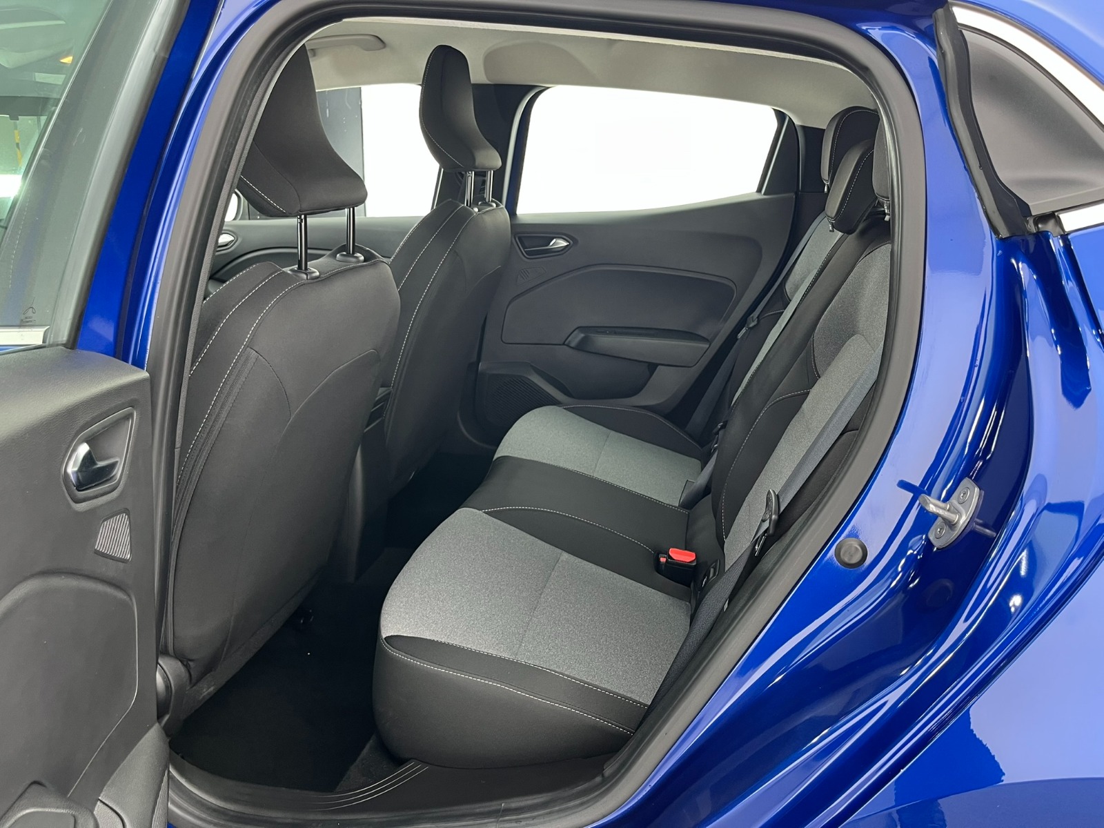 Renault Clio Hatchback 1.0 TCe Evolution X-Tronic - 2024 - Detay