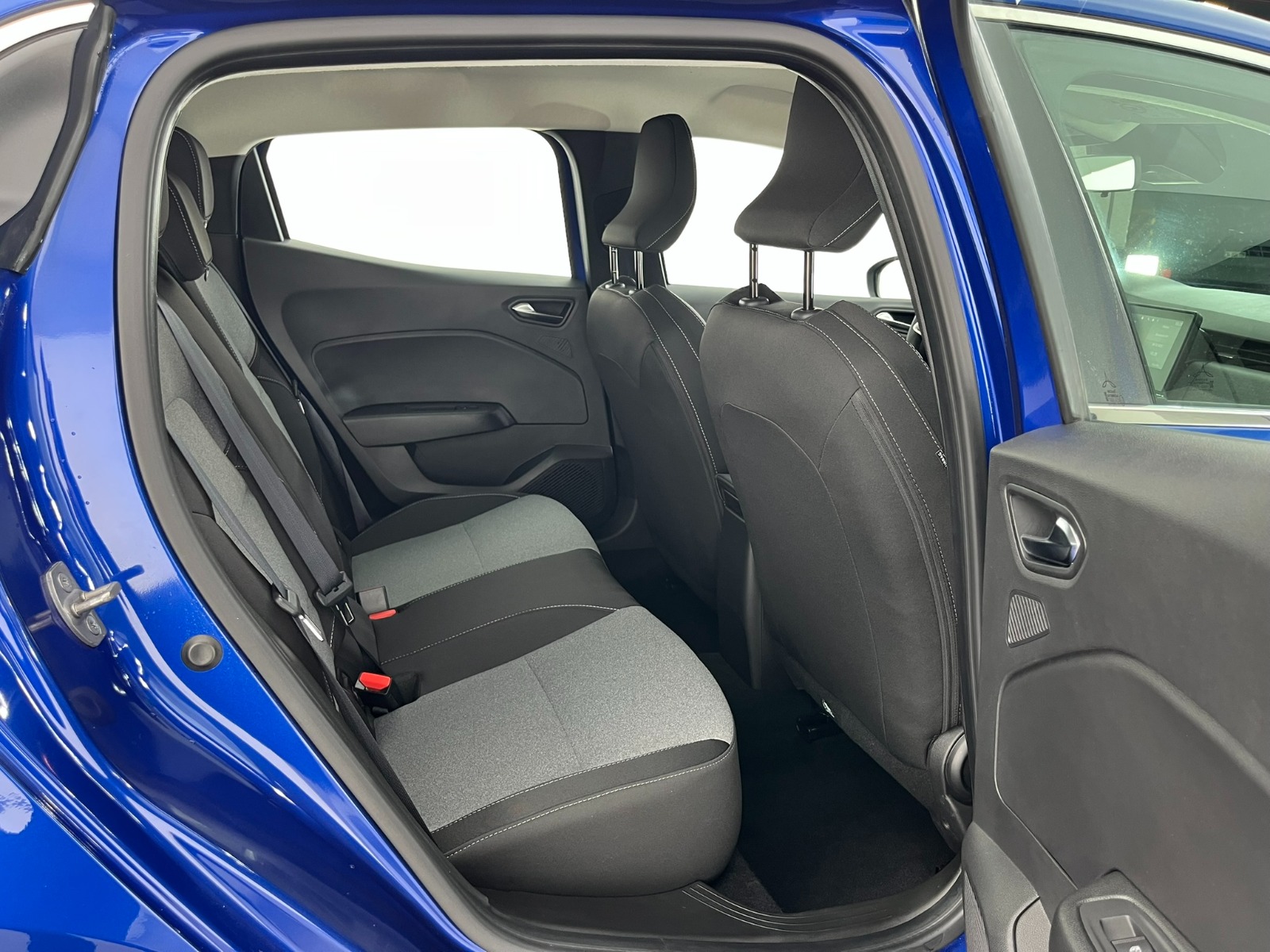 Renault Clio Hatchback 1.0 TCe Evolution X-Tronic - 2024 - Detay