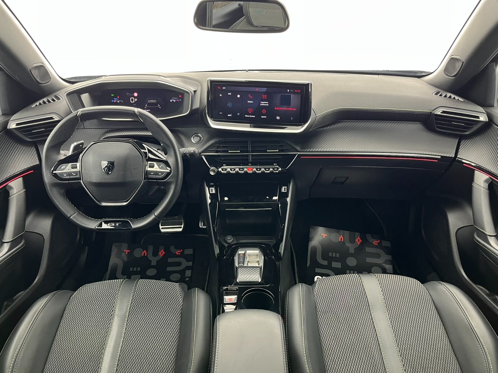 Peugeot 2008 1.2 PureTech GT EAT8 - 2025 - Detay