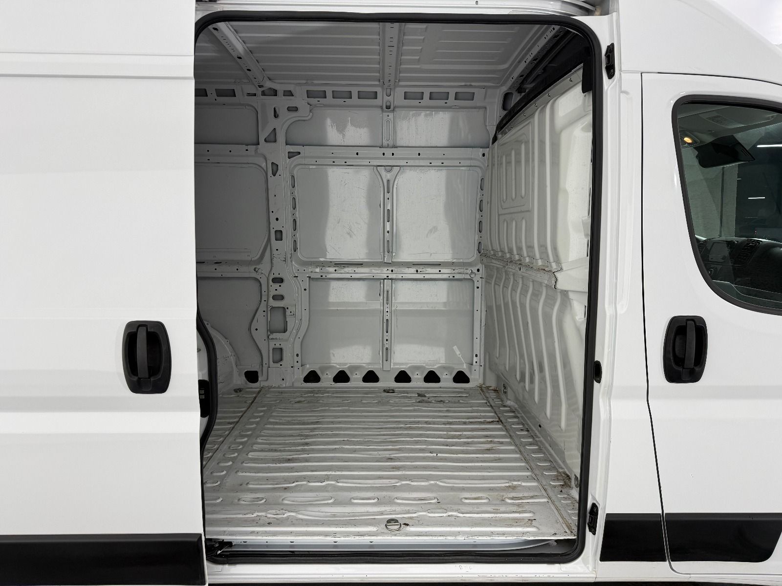 Fiat Ducato 2.2 MultiJet Maxi 11.5m3 S2 - 2025 - Detay