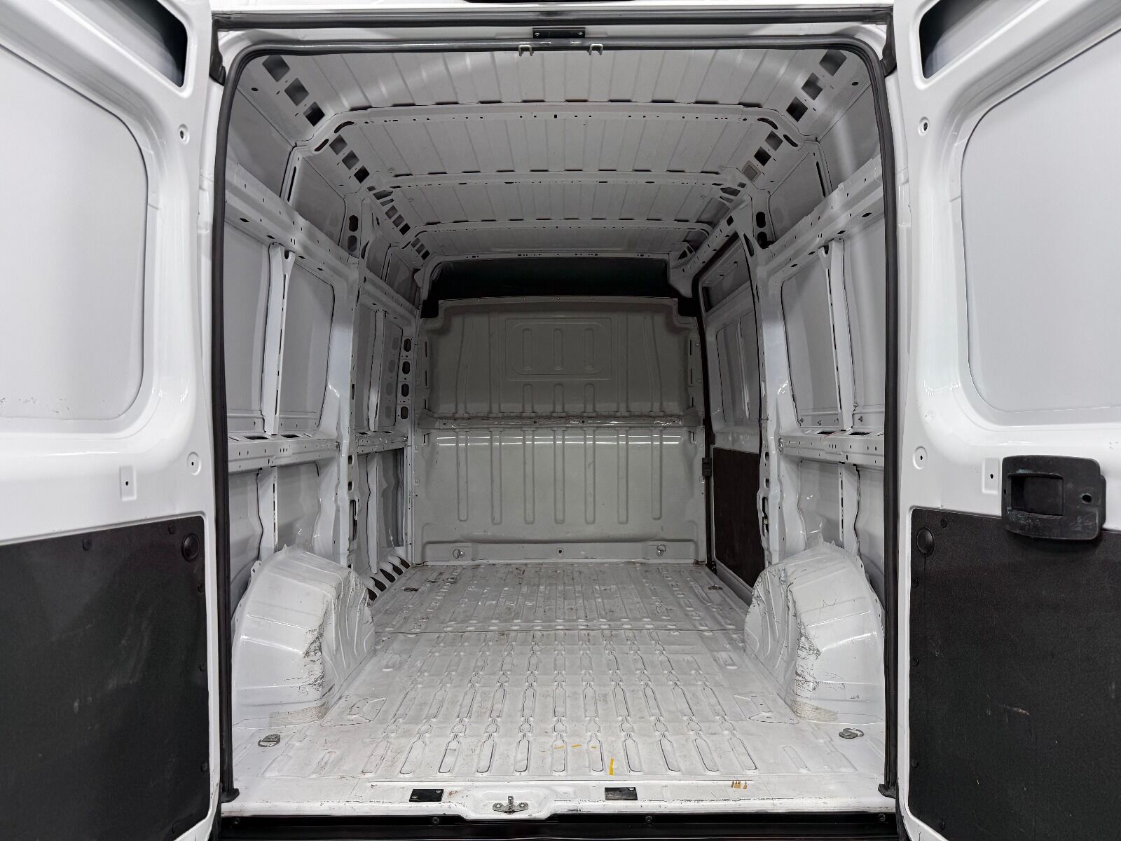 Fiat Ducato 2.2 MultiJet Maxi 11.5m3 S2 - 2025 - Detay