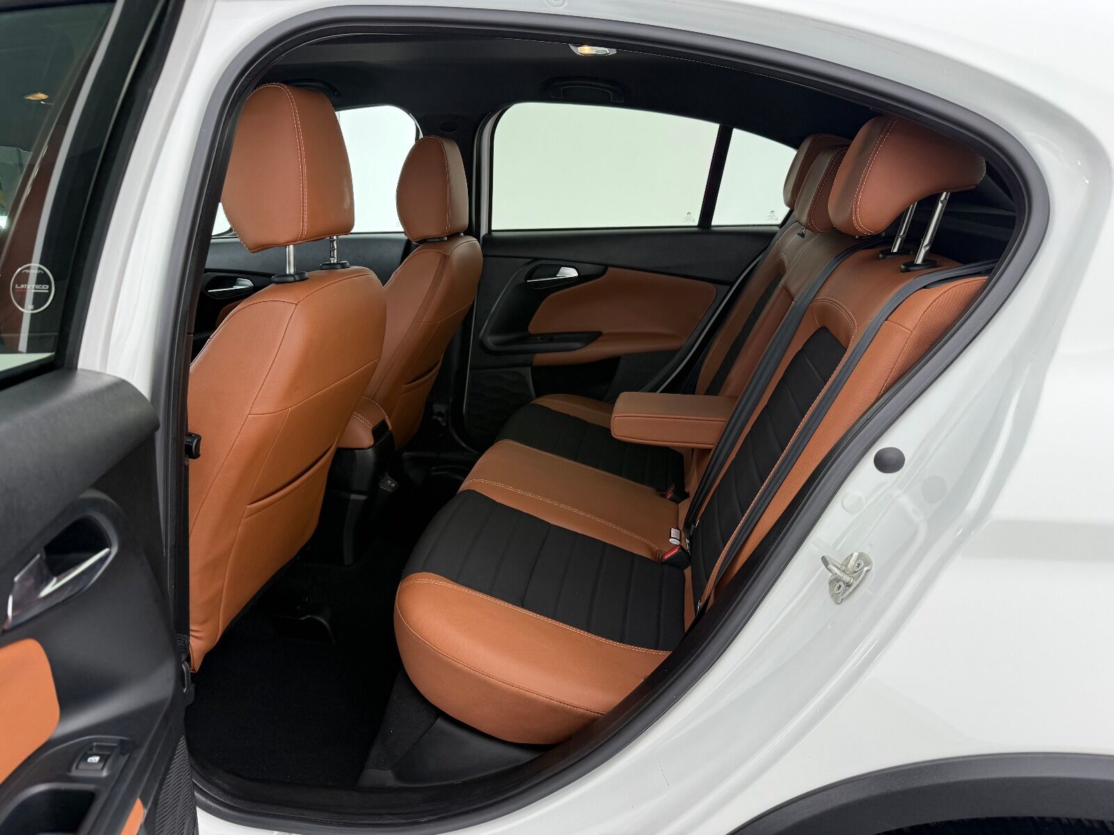 Fiat Egea Cross 1.6 MultiJet Limited GSR DCT TRCN+ - 2025 - Detay