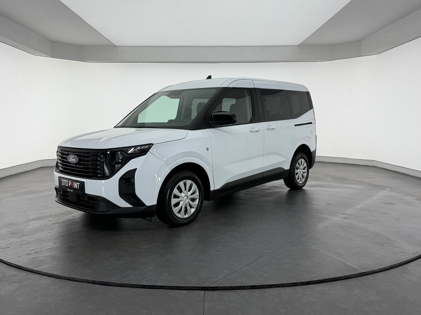 Ford Tourneo Courier 1.5L EcoBlue Deluxe - 2024 - Detay