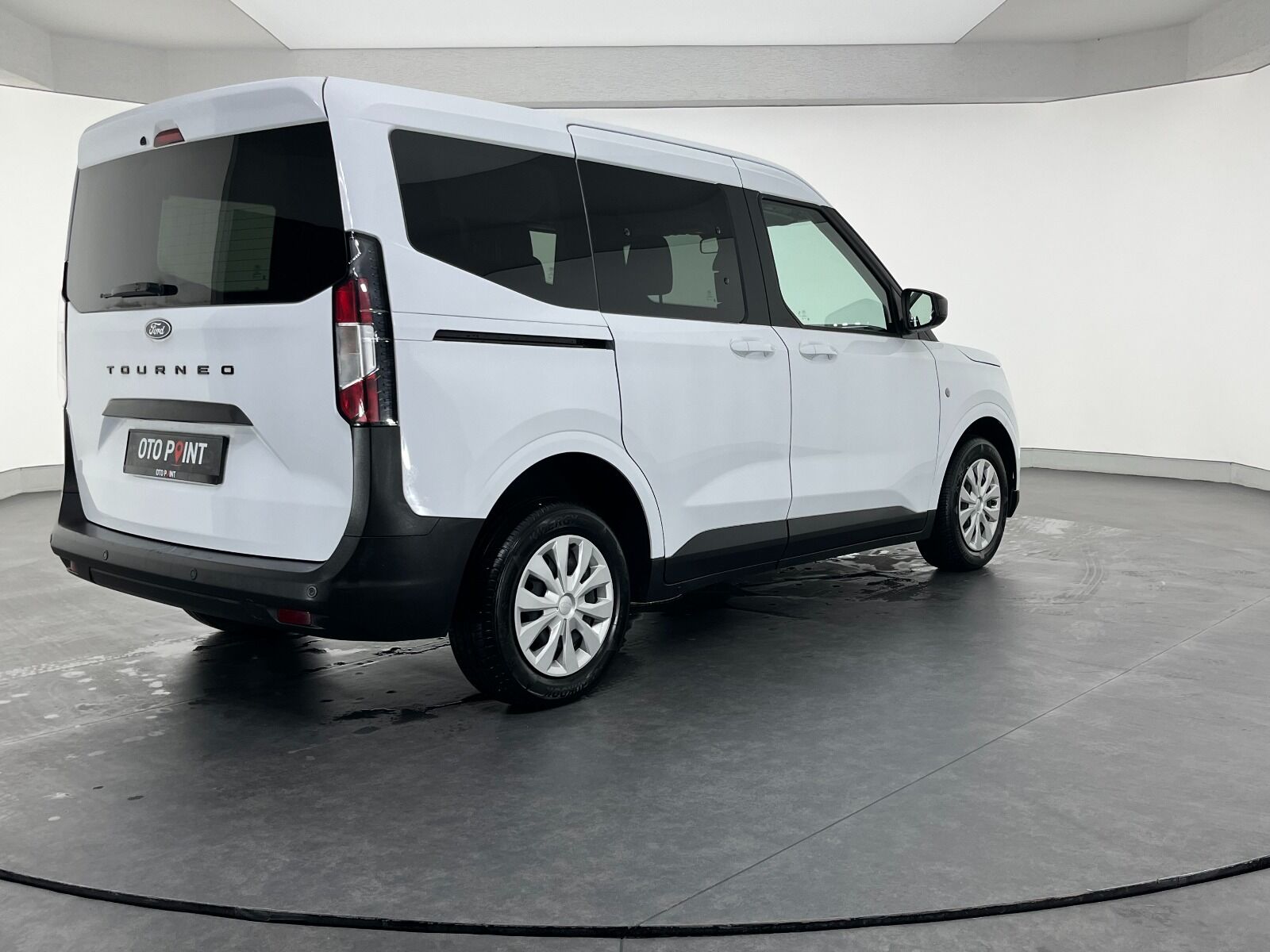 Ford Tourneo Courier Kombi 1.5 EcoBlue Deluxe - 2025 - Detay