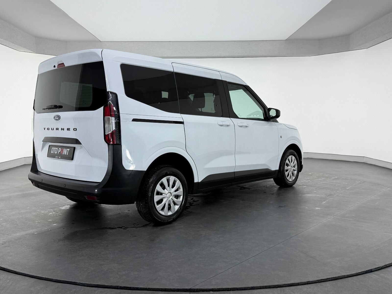Ford Tourneo Courier 1.0 EcoBoost Deluxe - 2025 - Detay