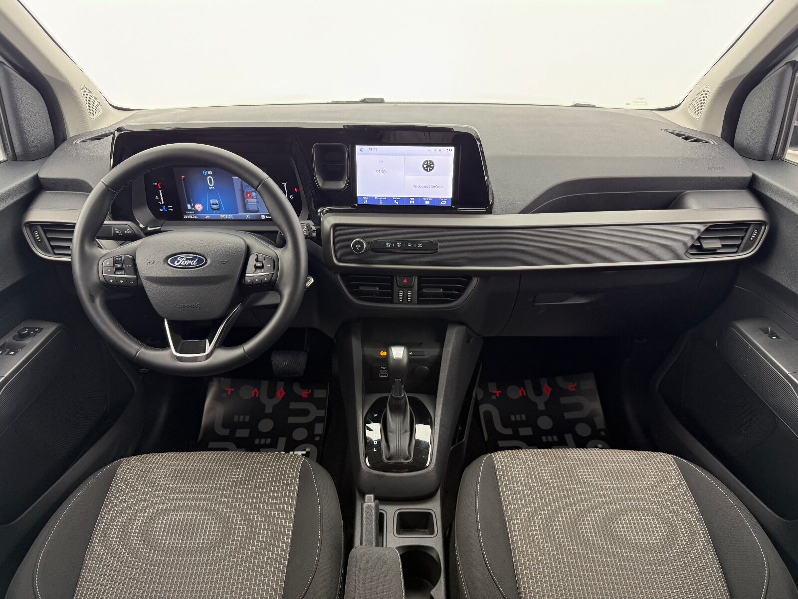 Ford Tourneo Courier 1.0 EcoBoost Deluxe - 2025 - Detay