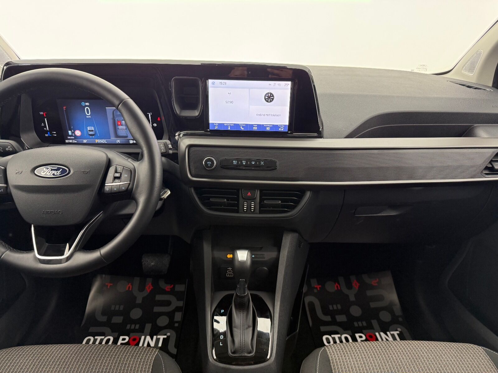 Ford Tourneo Courier 1.0 EcoBoost Deluxe - 2025 - Detay