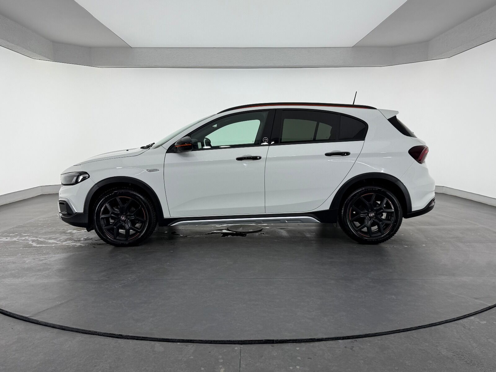 Fiat Egea Cross 1.6 MultiJet Limited GSR DCT TRCN+ - 2025 - Detay